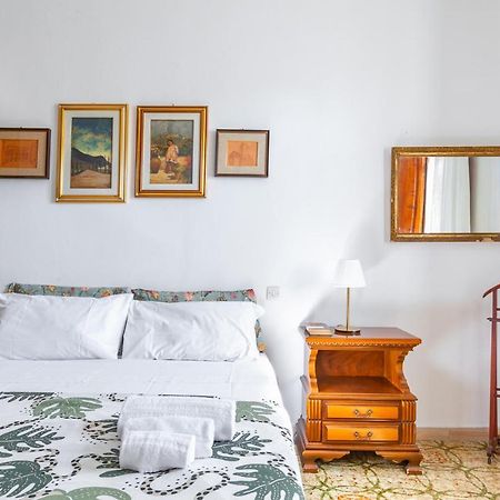 Pisa Airport Comfy Apartment - Private Parking Екстер'єр фото
