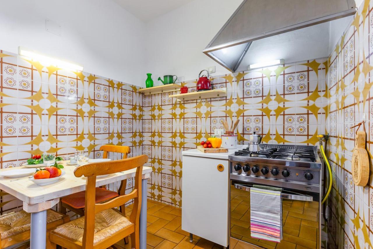 Pisa Airport Comfy Apartment - Private Parking Екстер'єр фото