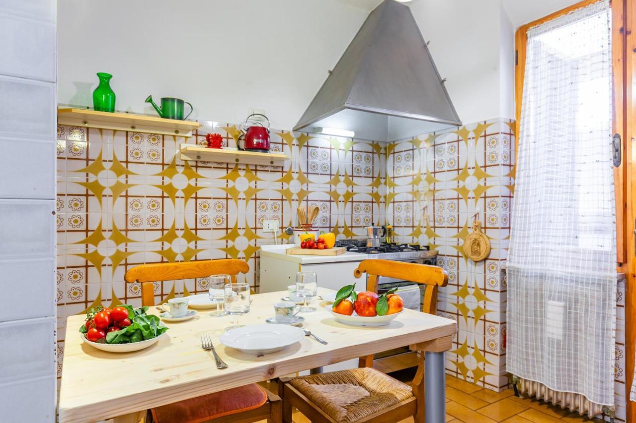 Pisa Airport Comfy Apartment - Private Parking Екстер'єр фото